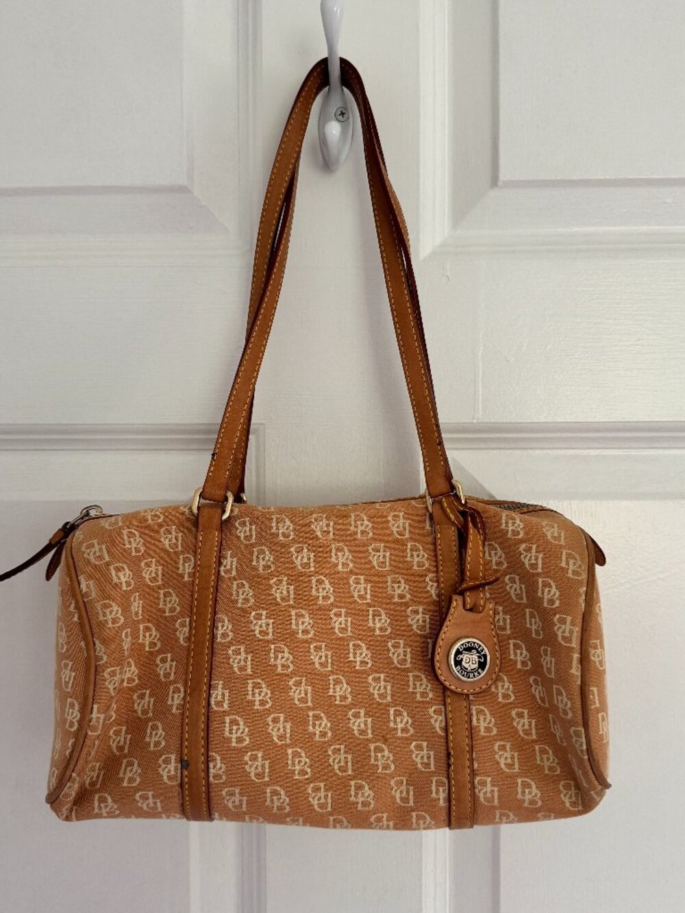 Vintage Dooney & Bourke Signature DB Canvas Barrel Shoulder Bag Peach Tan Y2K